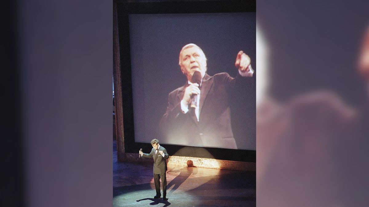 Sinatra grabó primero su parte, y luego Luis Miguel la suya en México