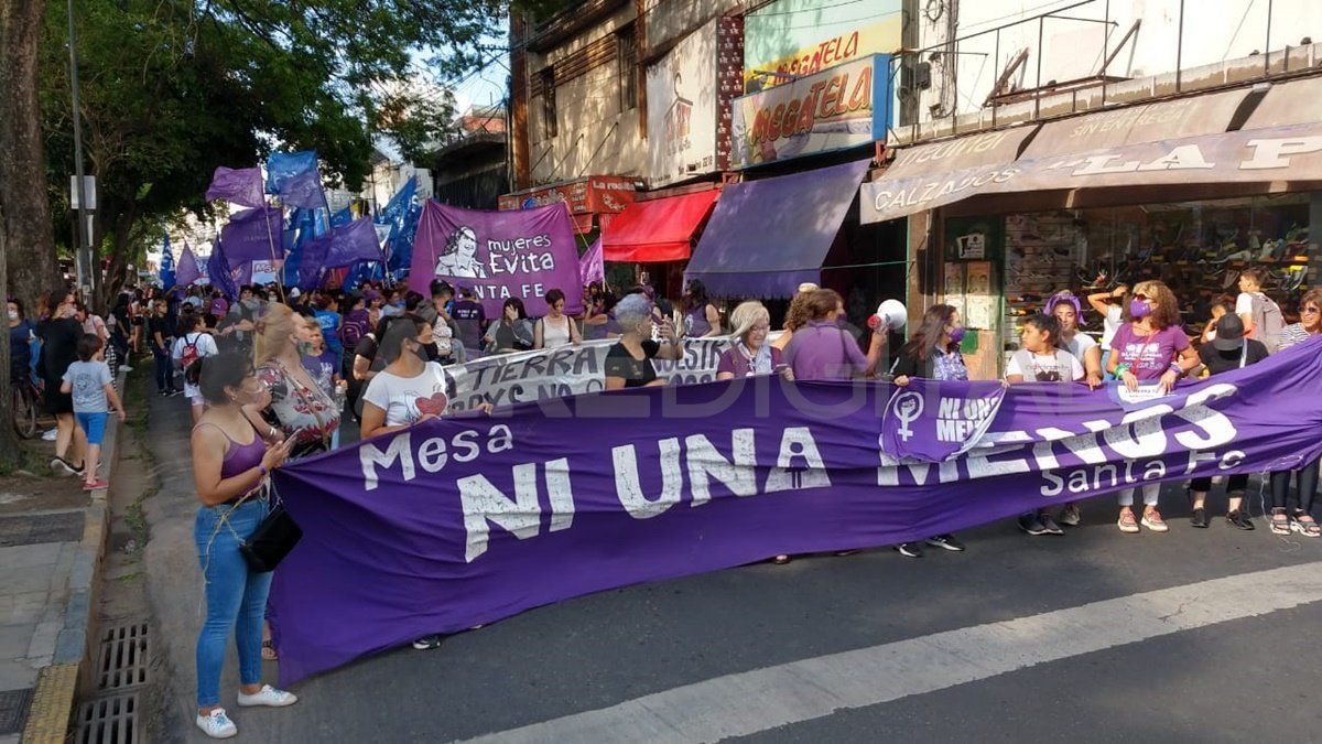 Las organizaciones sociales, dependencias gubernamentales y agrupaciones políticas se manifestaron este jueves 25 de noviembre en las plazas de distintas ciudades del país.