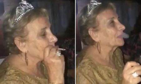 la abuela cumplio 80 anos, festejo fumandose un faso y la publicacion se hizo viral la abuela cumplio 80 anos, festejo fumandose un faso y la publicacion se hizo viral