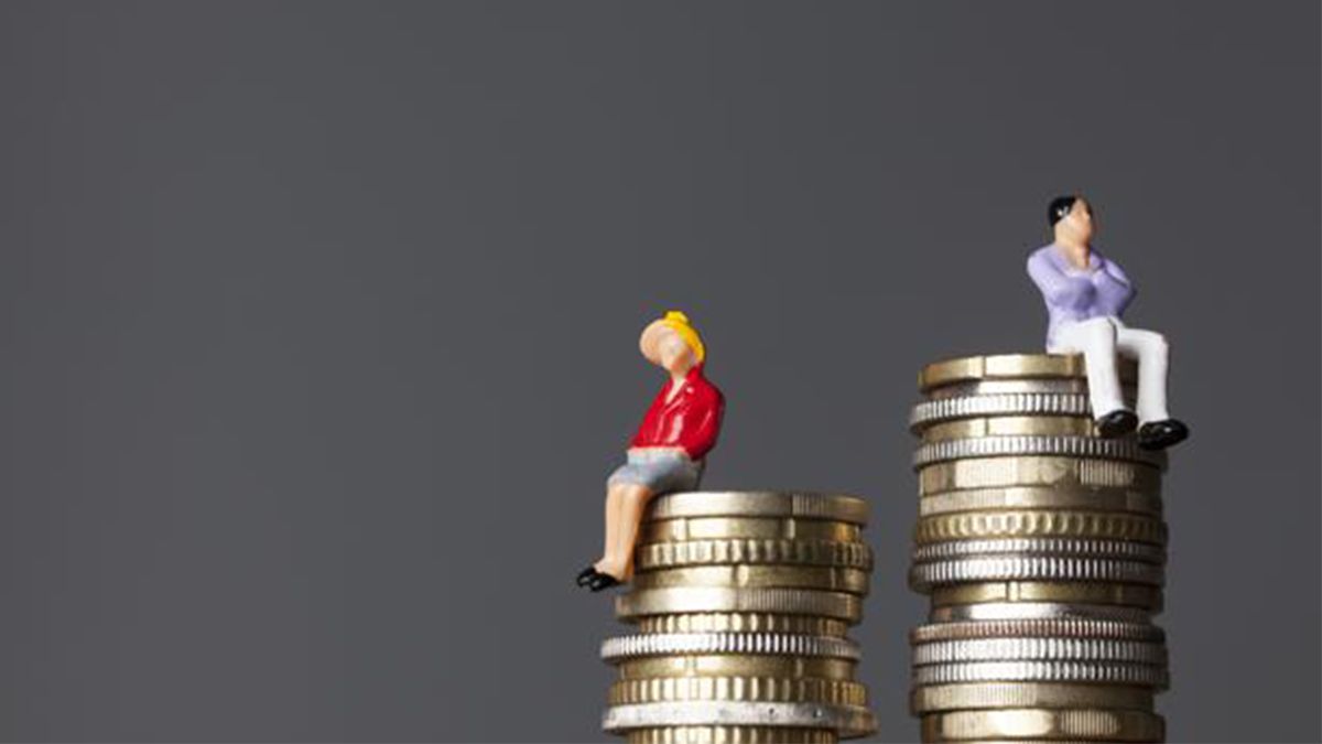 La Comisión Europea quiere establecer transparencia salarial vinculante para ayudar a cerrar una brecha salarial que se traduce en que las mujeres ganan 14