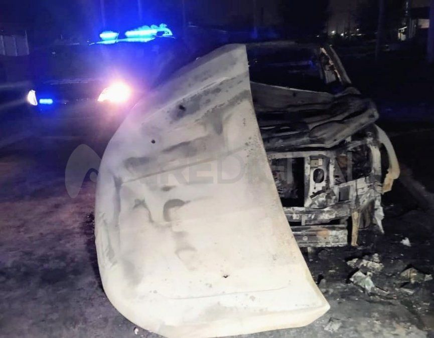 Hallaron la camioneta que utilizaron los sicarios para disparar.