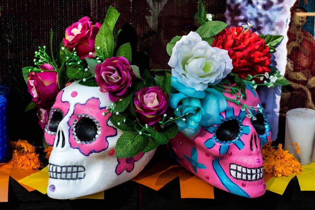 Esqueletos y catrinas ‘saldrán’ de tumbas para desfile de Día de Muertos en CDMX
