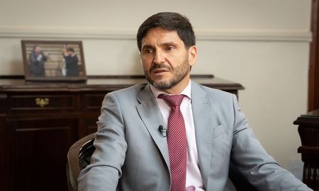 El esfuerzo que hace el gobierno de Santa Fe es muy significativo, dijo Maximiliano Pullaro sobre la propuesta salarial para los docentes. El esfuerzo que hace el gobierno de Santa Fe es muy significativo, dijo Maximiliano Pullaro sobre la propuesta salarial para los docentes.