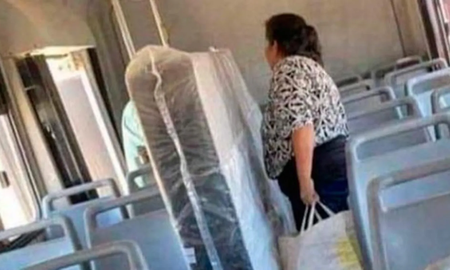 Salta: se compró un colchón, lo llevó en el colectivo y la humillaron Salta: se compró un colchón, lo llevó en el colectivo y la humillaron