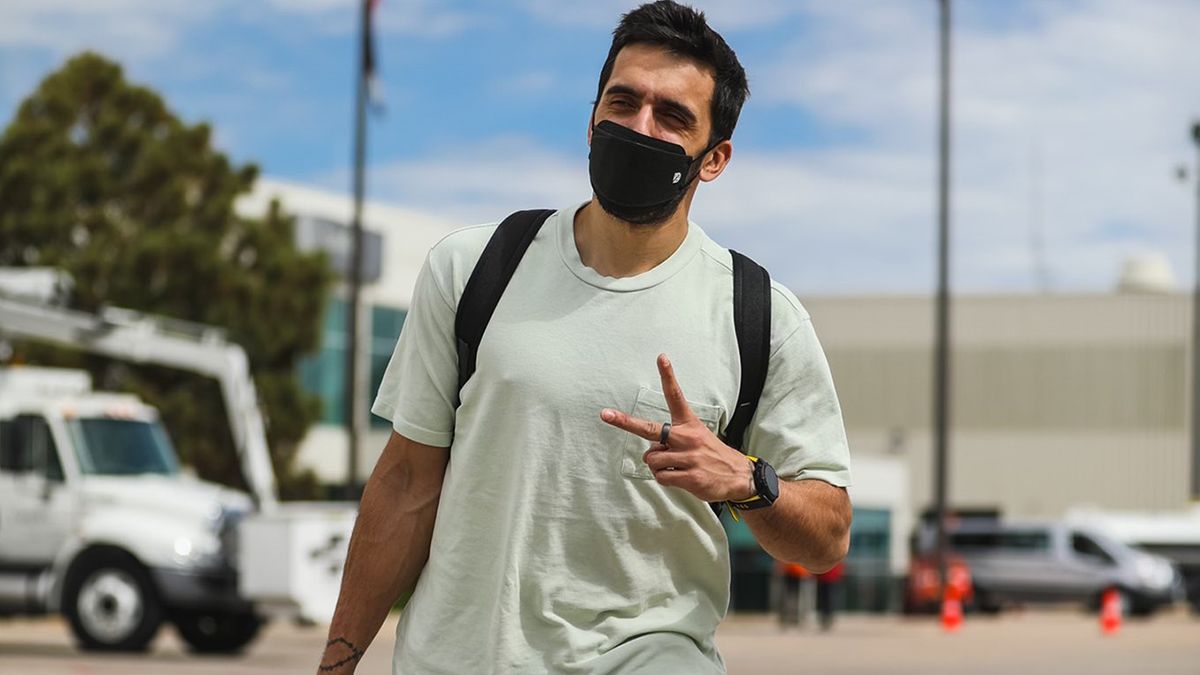 Los Denver Nuggets de Facundo Campazzo enfrentan a Phoenix Suns en las semifinales de los playoffs de la NBA.