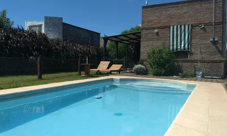 El menor estaba al cuidado de sus abuelos. El menor estaba al cuidado de sus abuelos.