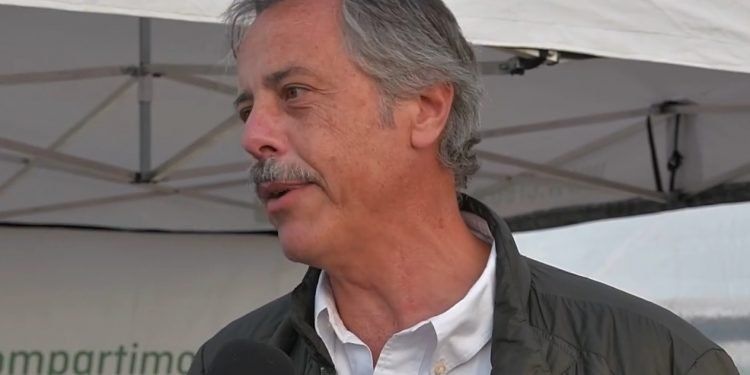 Alfredo Paseyro de ASA participó de los emojis de Bichos de Campo