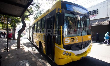 El interior del país recibirá 46 mil millones de pesos a lo largo de 2022 a través del Fondo Compensador destinado al transporte público. El interior del país recibirá 46 mil millones de pesos a lo largo de 2022 a través del Fondo Compensador destinado al transporte público.
