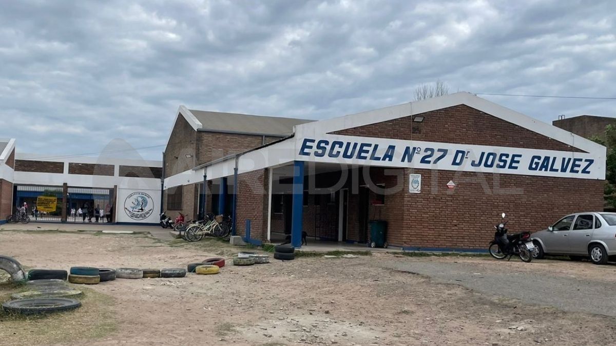 Volvieron a robar cables en una escuela de Cabaña Leiva, a 30 metros de la subcomisaría