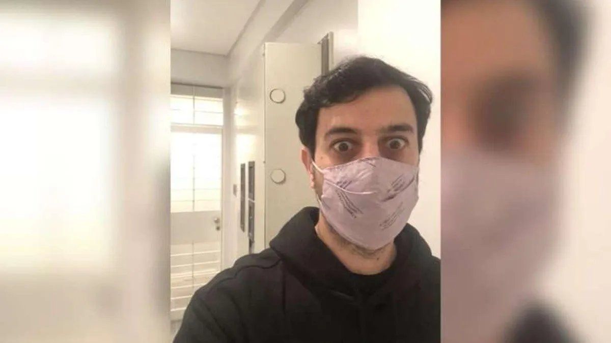 Se quedó encerrado en las cajas de seguridad de un banco y su desopilante pedido de ayuda se hizo viral