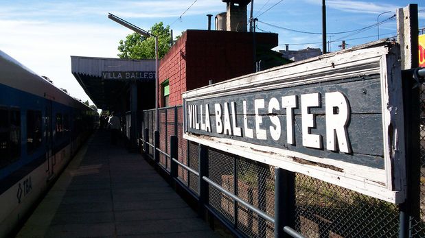 Horror en Villa Ballester: encuentran a una niña muerta dentro de una caja de madera