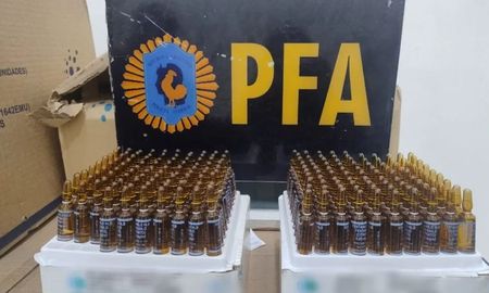 Se secuestraron una enorme cantidad de insumos en laboratorios de Buenos y Santa Fe, luego de los casos de fantanilo contaminado. Se secuestraron una enorme cantidad de insumos en laboratorios de Buenos y Santa Fe, luego de los casos de fantanilo contaminado.