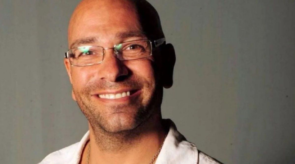 Fredy Villarreal no siente vergüenza por vender videos en Internet.