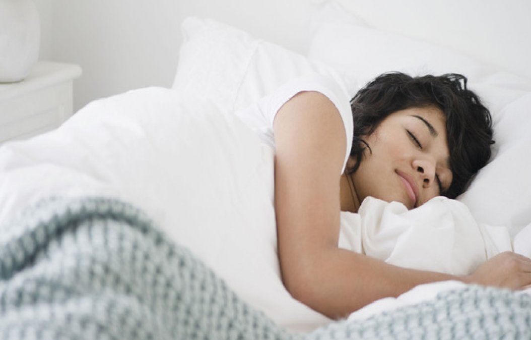 Qué puede pasar si se duerme menos de 6 horas diarias