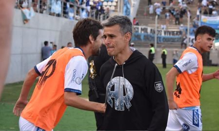 La mala noticia que recibió Atlético de Rafaela: ¿Se va Iván Juárez?
