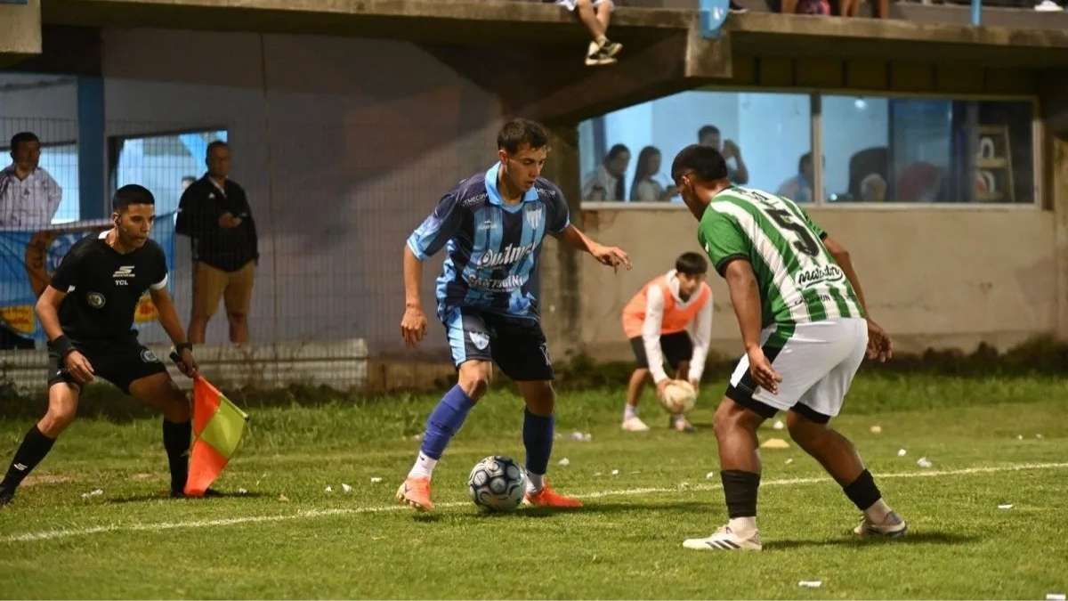 Juventud Unida de Gualeguaych&uacute; gan&oacute; por la m&iacute;nima ante Sanjustino. Foto: Luciano R&iacute;os - R2820.