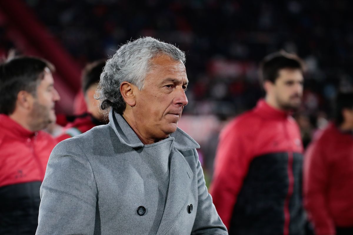 Pipo Gorosito en la derrota de Colón ante Huracán. Pipo Gorosito en la derrota de Colón ante Huracán.