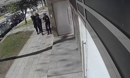 Captura del video: un ladrón detenido tras robar una moto Captura del video: un ladrón detenido tras robar una moto