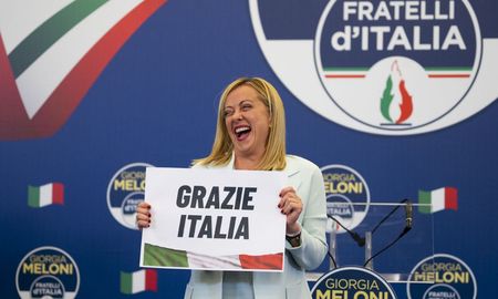 Giorgia Meloni agradeció el triunfo este domingo a la noche. Giorgia Meloni agradeció el triunfo este domingo a la noche.