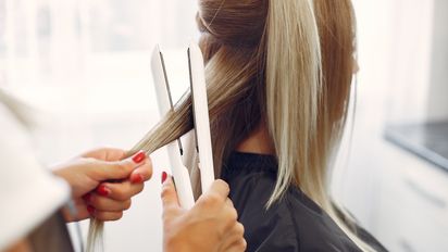 Chau al cabello alisado: este es el nuevo peinado natural que es tendencia en 2025