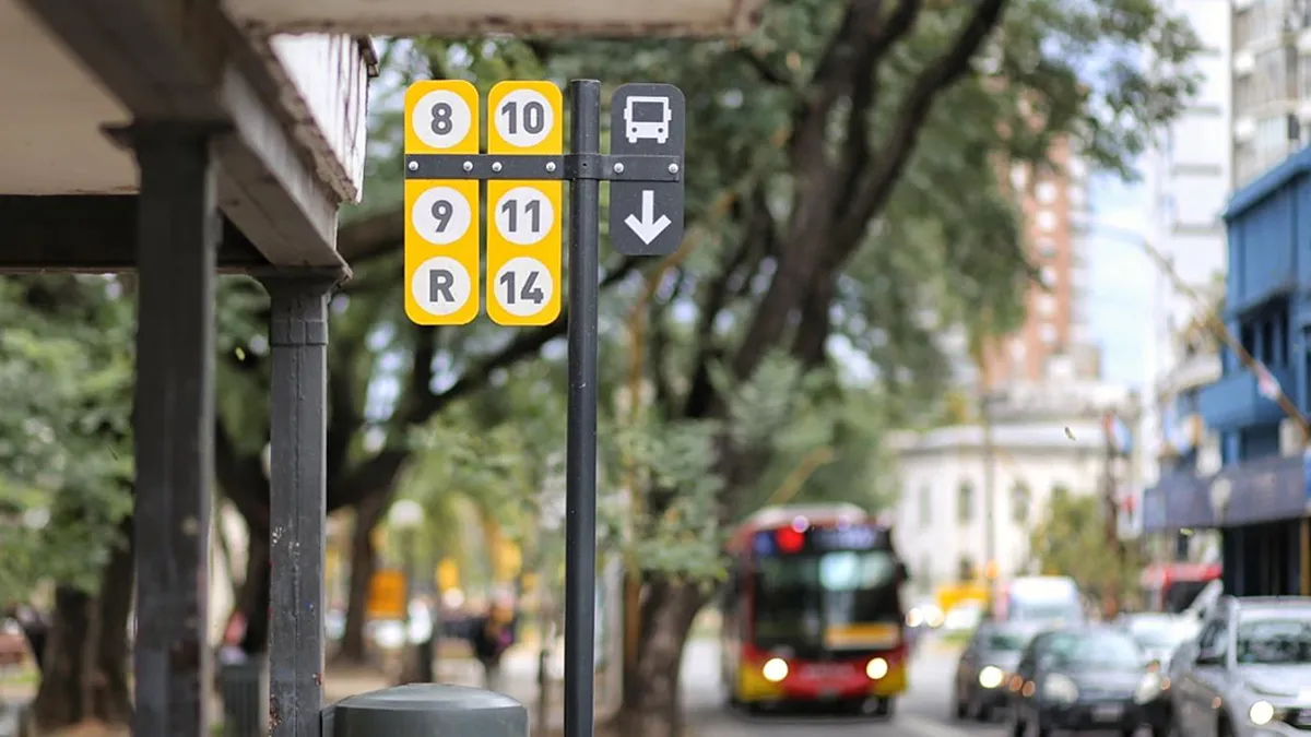 El último colectivo saldrá de la parada a las 22 horas del miércoles y finalizará el recorrido, el usuario tendrá la posibilidad de tomar el servicio hasta destino.