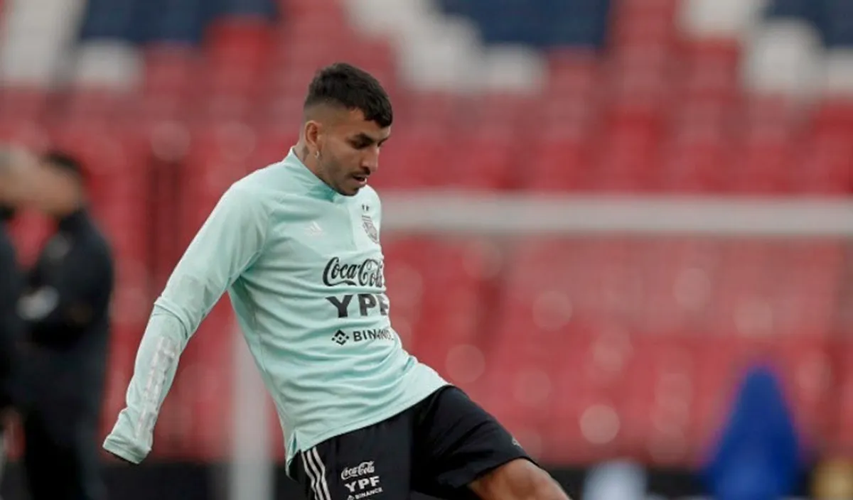 Ángel Correa regresó al país y manifestó su tristeza por quedar afuera del Mundial Qatar 2022.