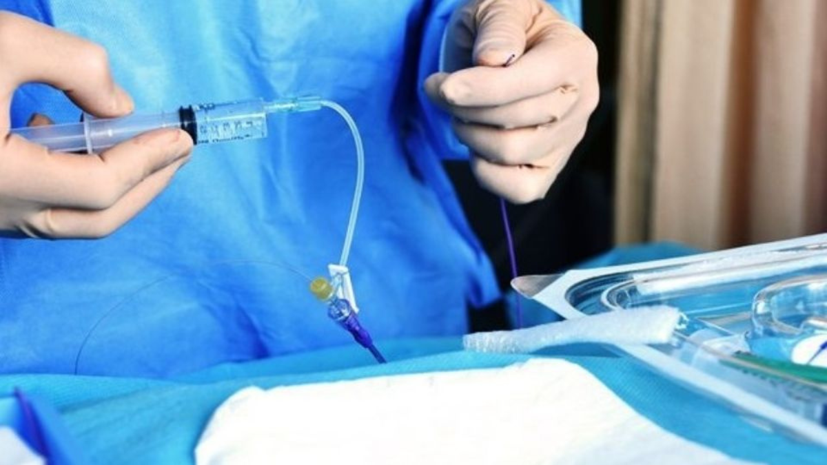 Los cardiológos manifestaron su preocupación por la falta de líquido de contraste.