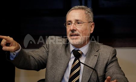 El ministro de Seguridad de Santa Fe, Marcelo Sain intimó este martes, mediante una carta documento- al senador por el departamento San Lorenzo, Armando Traferri a que presente en sede judicial las pruebas necesarias para fundamentar su acusación. El ministro de Seguridad de Santa Fe, Marcelo Sain intimó este martes, mediante una carta documento- al senador por el departamento San Lorenzo, Armando Traferri a que presente en sede judicial las pruebas necesarias para fundamentar su acusación.