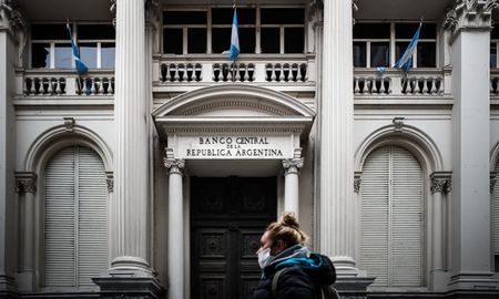 Sería el primer aumento en más de un año de la tasa dereferencia que se ubica en el 38%. Sería el primer aumento en más de un año de la tasa dereferencia que se ubica en el 38%.