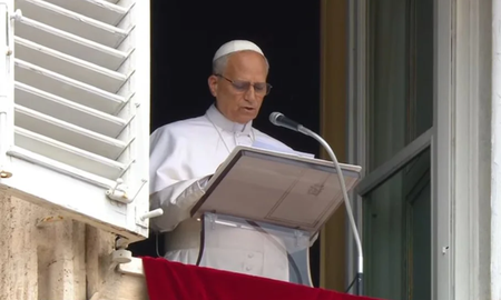 El papa León XIV pide por la paz global y exhorta a negociar un futuro para todos los pueblos El papa León XIV pide por la paz global y exhorta a negociar un futuro para todos los pueblos