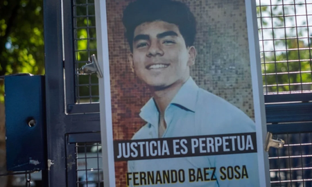 Fernando Baez Sosa fue asesinado a golpe el 18 de enero de 2020 a la salida de un boliche en Villa Gesell. Fernando Baez Sosa fue asesinado a golpe el 18 de enero de 2020 a la salida de un boliche en Villa Gesell.