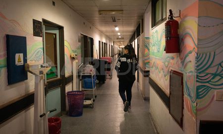 Tres menores están internados en el Hospital de Niños tras el incendio de una casa Tres menores están internados en el Hospital de Niños tras el incendio de una casa
