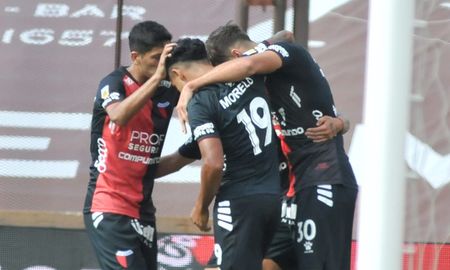 Colón buscará la clasificación a la siguiente instancia de la Copa de la Liga Profesional. Colón buscará la clasificación a la siguiente instancia de la Copa de la Liga Profesional.